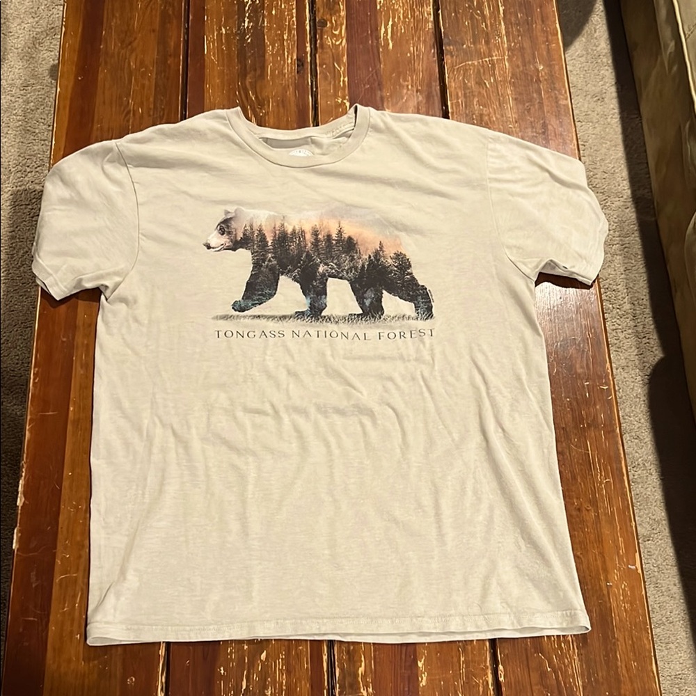 Authentic Alaskan beige cotton/polyester t-shirt